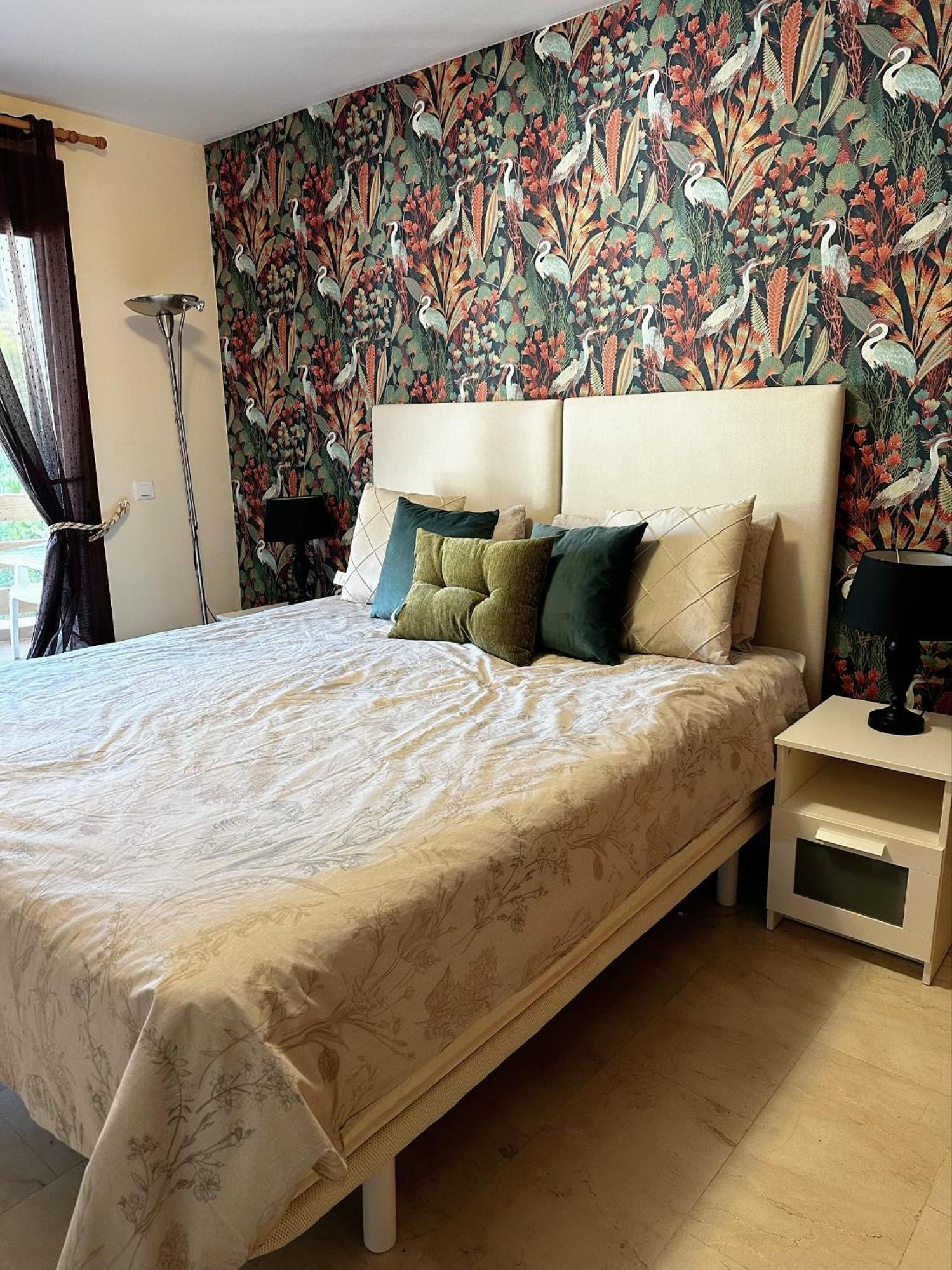 Apartment Luxurious In